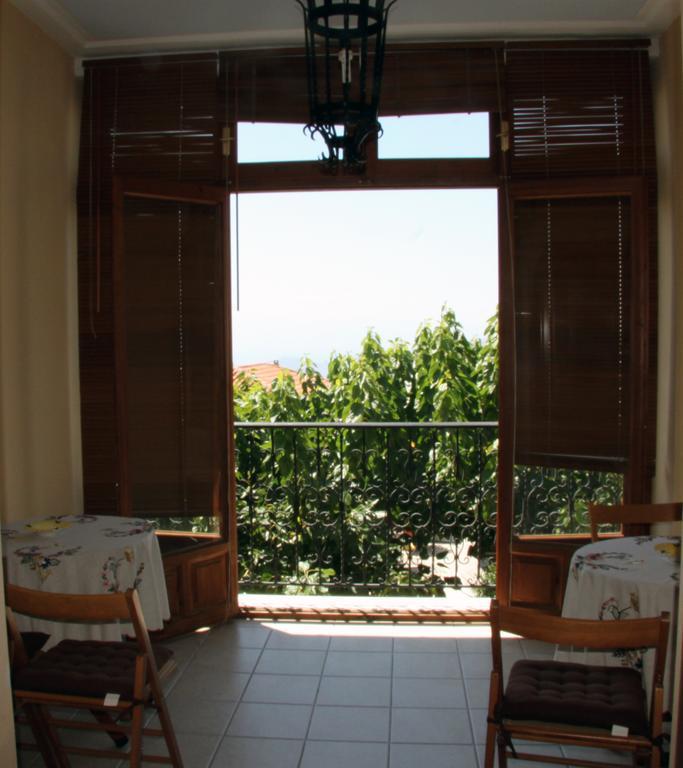 Guesthouse Kolenti ปอร์เตเรีย ภายนอก รูปภาพ