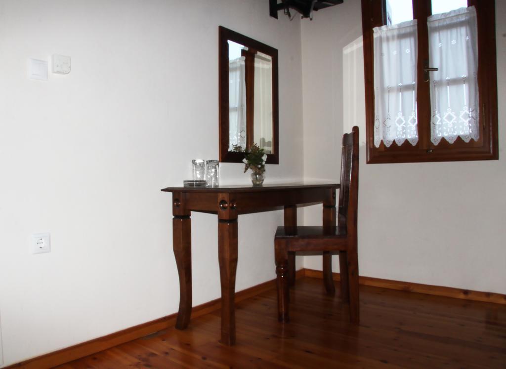 Guesthouse Kolenti ปอร์เตเรีย ภายนอก รูปภาพ