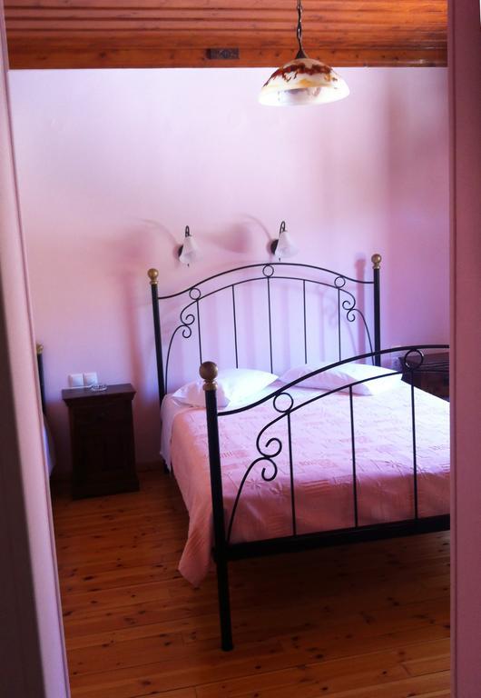 Guesthouse Kolenti ปอร์เตเรีย ภายนอก รูปภาพ