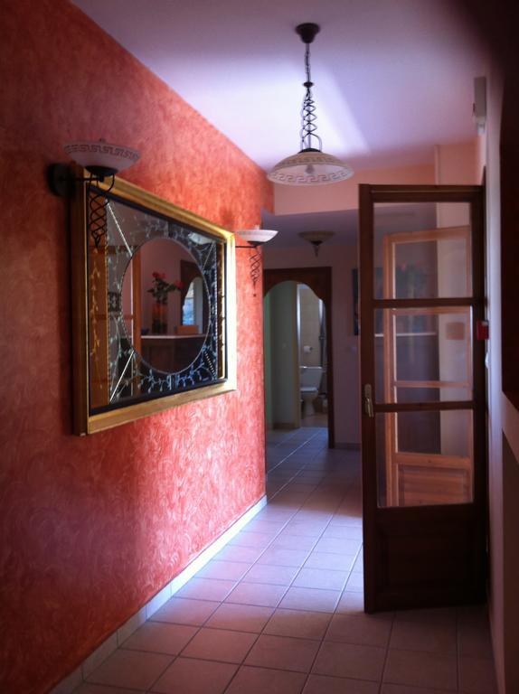 Guesthouse Kolenti ปอร์เตเรีย ภายนอก รูปภาพ